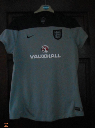 maillot de angleterre réplique 2013-2014 pas cher