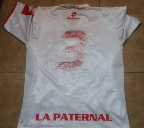 maillot de argentinos juniors exterieur 2002 rétro