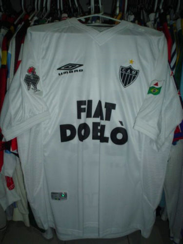 maillot de atlético mineiro exterieur 2001 rétro