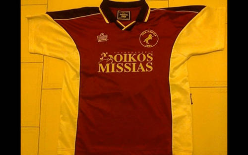 maillot de foot ael larissa domicile 2001-2002 rétro