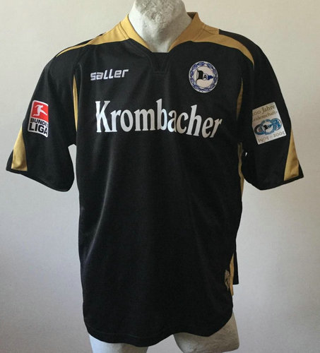 maillot de foot arminia bielefeld particulier 2005-2006 rétro