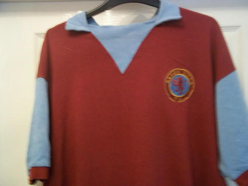 maillot de foot aston villa réplique 1973-1975 rétro