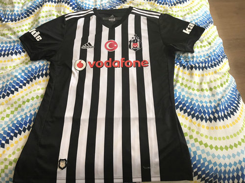 maillot de foot beşiktaş jk exterieur 2017-2018 rétro