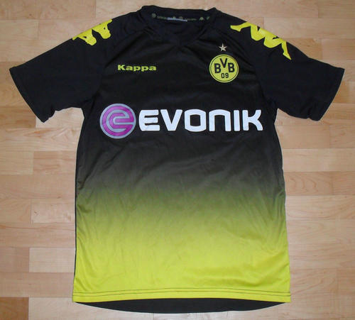 maillot de foot borussia dortmund exterieur 2011-2012 rétro