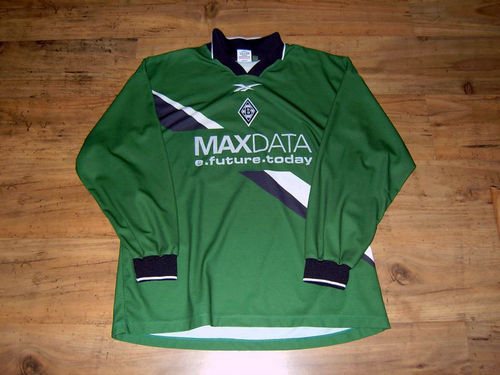 maillot de foot borussia mönchengladbach exterieur 2000-2001 rétro