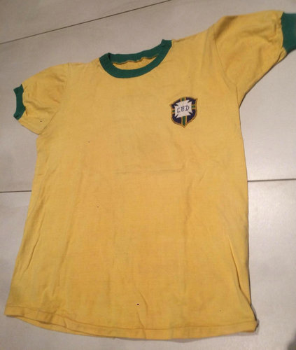 maillot de foot brésil domicile 1970 rétro