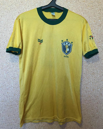 maillot de foot brésil domicile 1981-1982 rétro