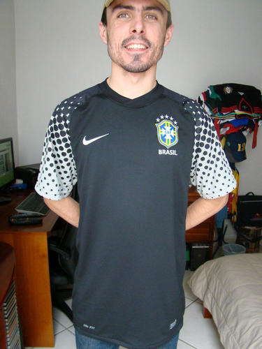 maillot de foot brésil gardien 2010-2011 rétro