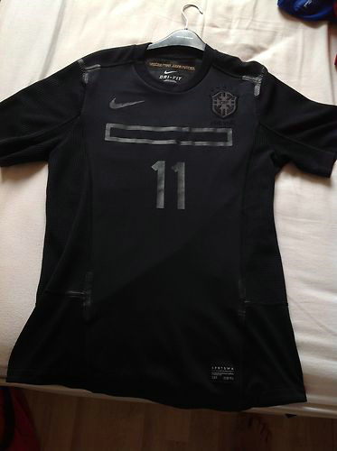 maillot de foot brésil particulier 2011-2012 rétro