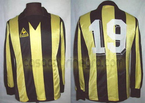 maillot de foot ca penarol domicile 1985 rétro