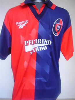 maillot de foot cagliari calcio domicile 1997-1998 pas cher