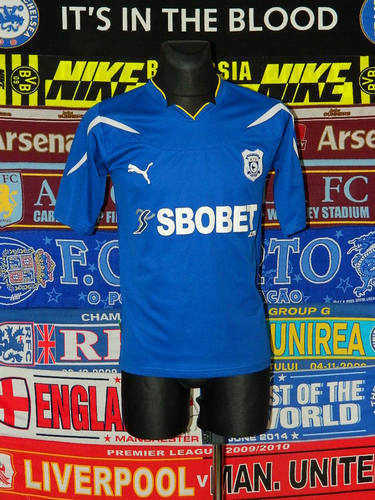 maillot de foot cardiff city domicile 2010-2011 rétro