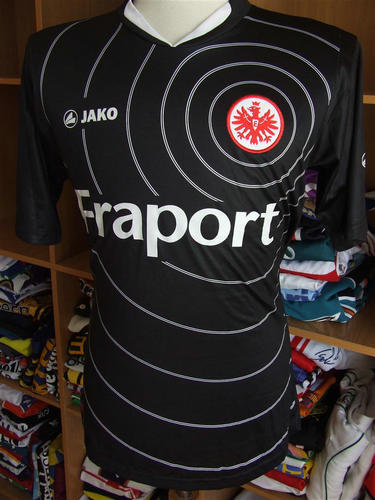 maillot de foot eintracht francfort third 2011-2012 rétro