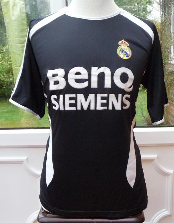 maillot de foot real madrid réplique 2006-2007 rétro