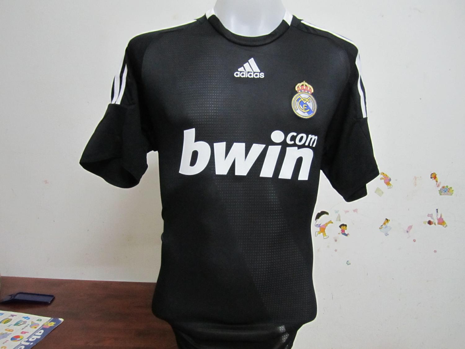 maillot de foot real madrid third 2008-2009 rétro