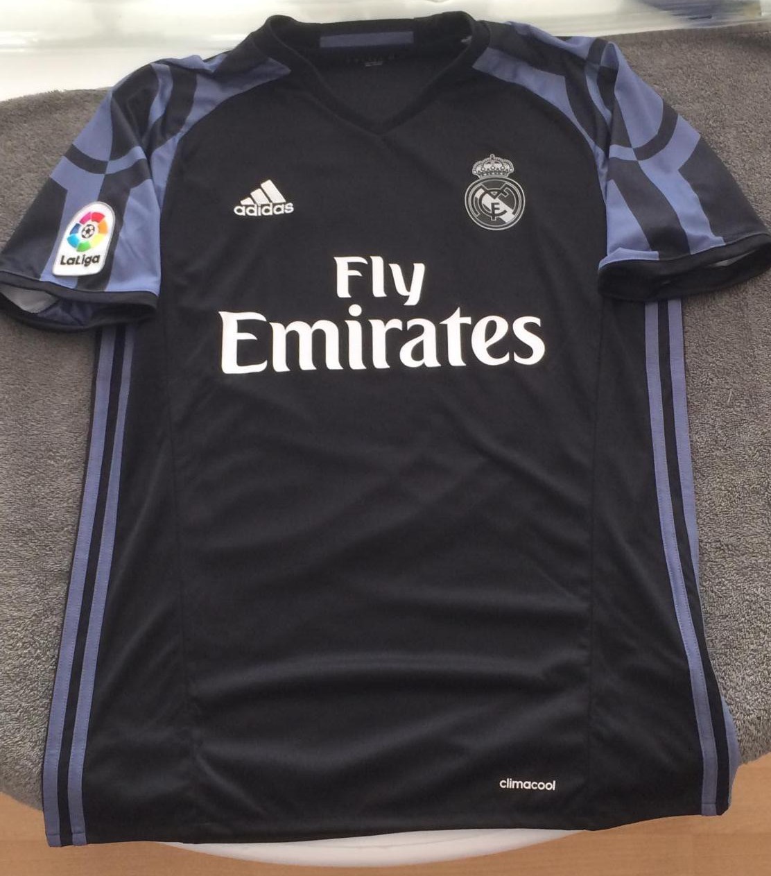 maillot de foot real madrid third 2016-2017 pas cher