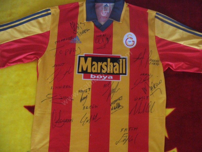 maillot de galatasaray domicile 1999-2000 rétro