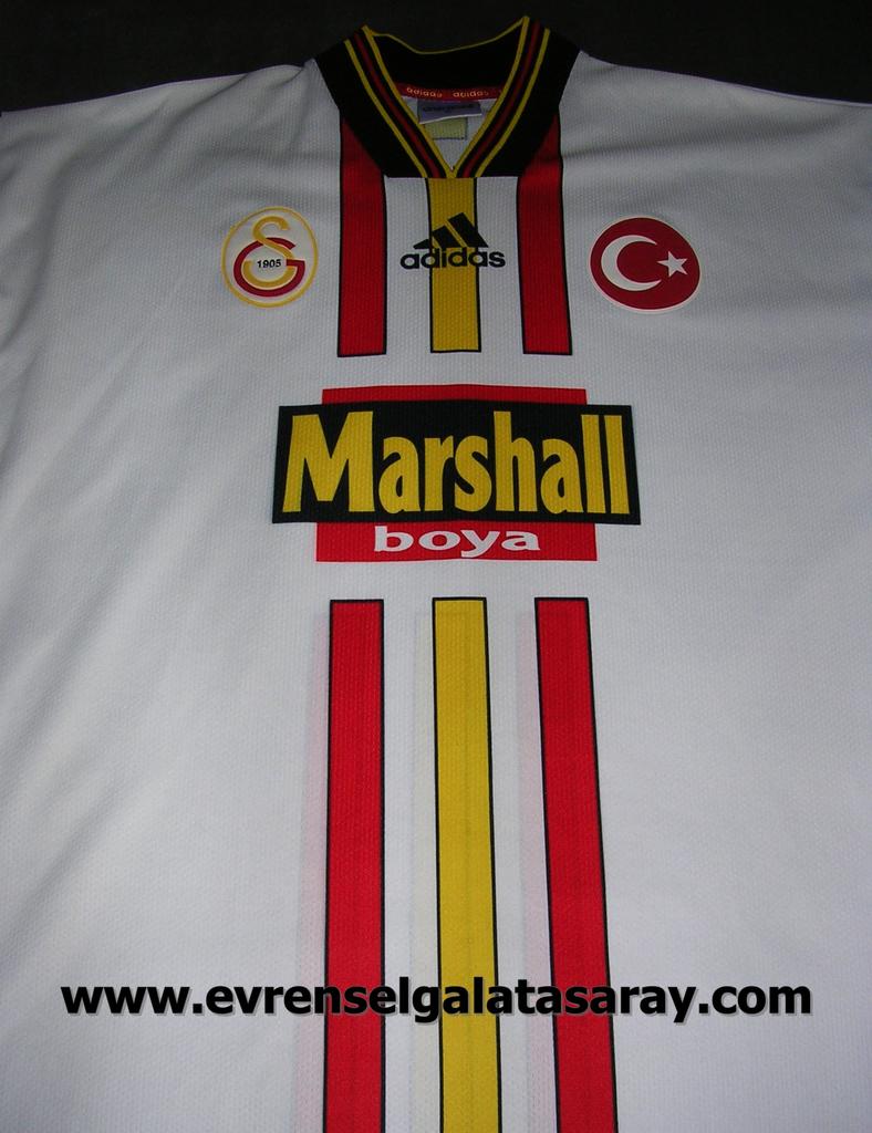 maillot de galatasaray exterieur 1998-1999 rétro