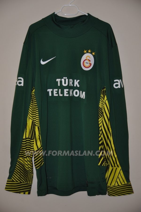 maillot de galatasaray gardien 2011-2012 rétro