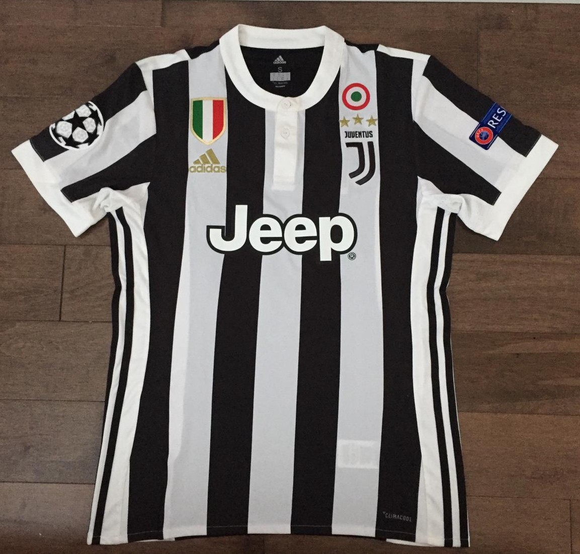 maillot de juventus fc domicile 2017-2018 pas cher