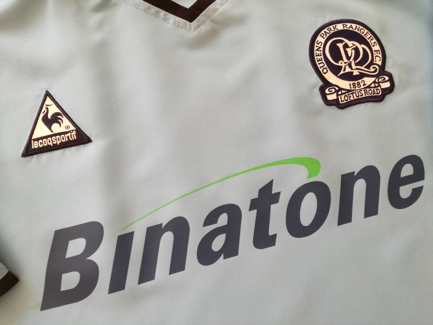 maillot de qpr exterieur 2004-2005 rétro