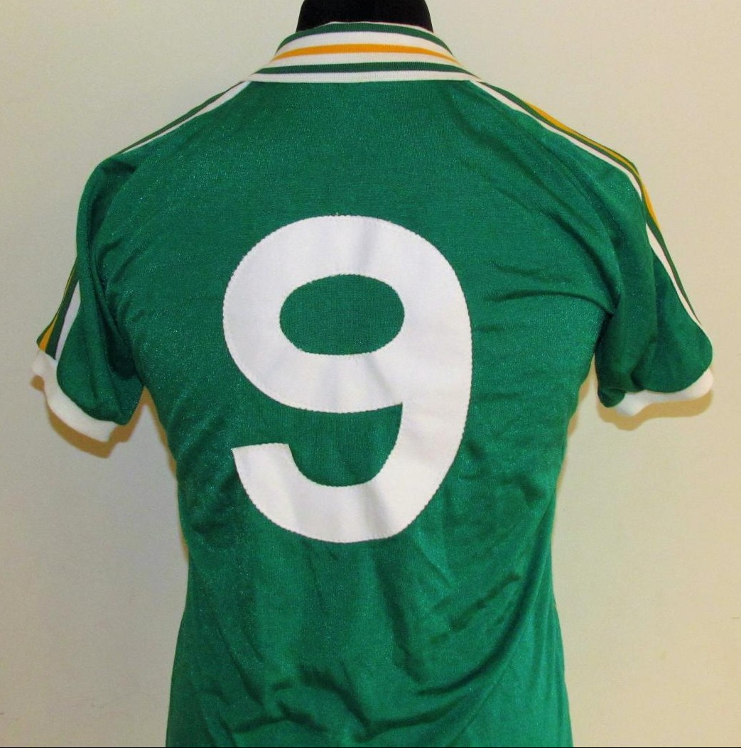 maillot de république d\'irlande domicile 1983-1984 pas cher