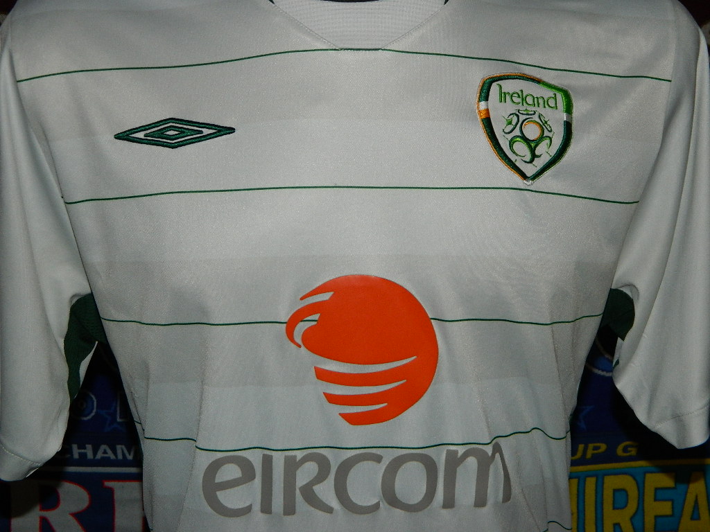 maillot de république d\'irlande exterieur 2009-2010 rétro