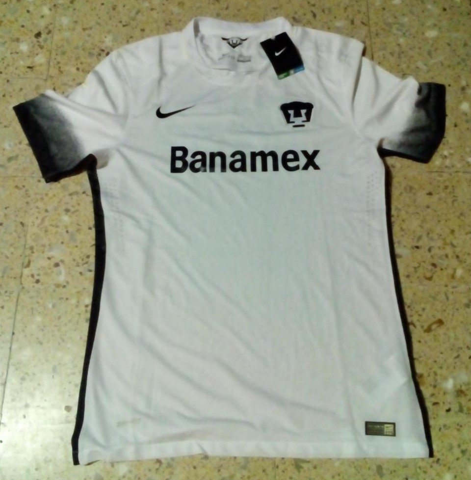 maillot de universidad nacional particulier 2015-2016 rétro