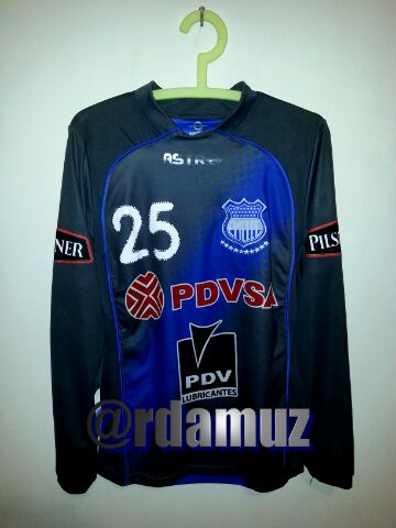 maillot emelec exterieur 2011 rétro