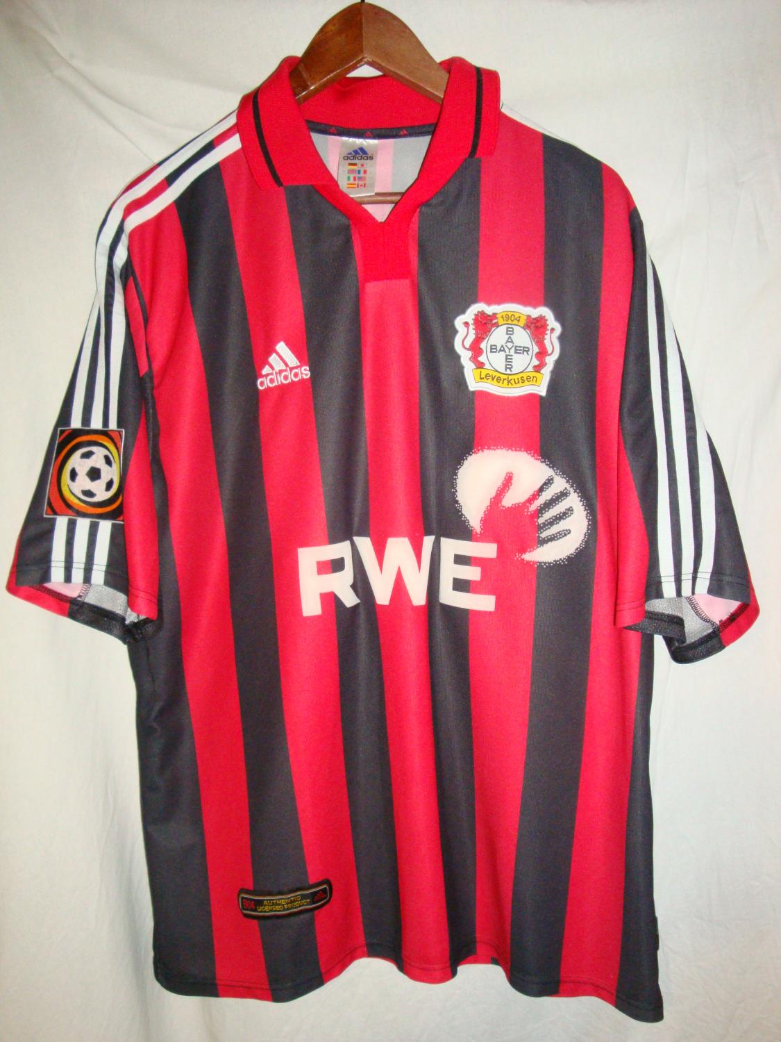 maillot équipe de bayer leverkusen domicile 2001-2002 pas cher