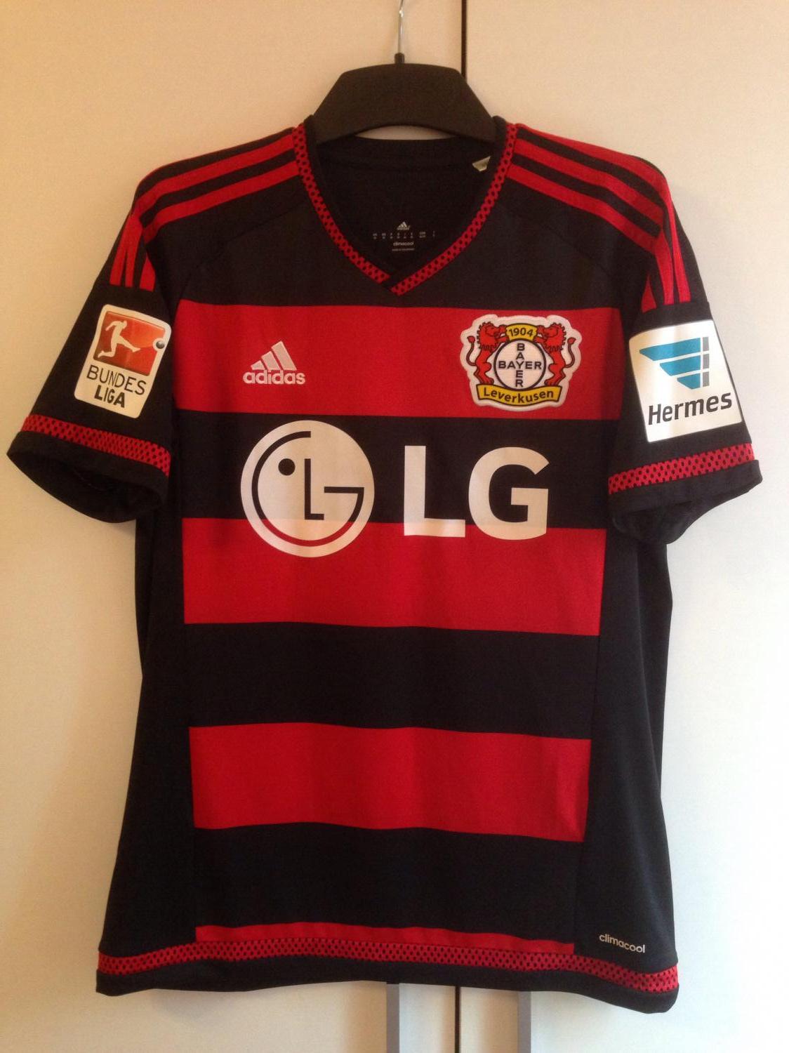 maillot équipe de bayer leverkusen domicile 2015-2016 rétro