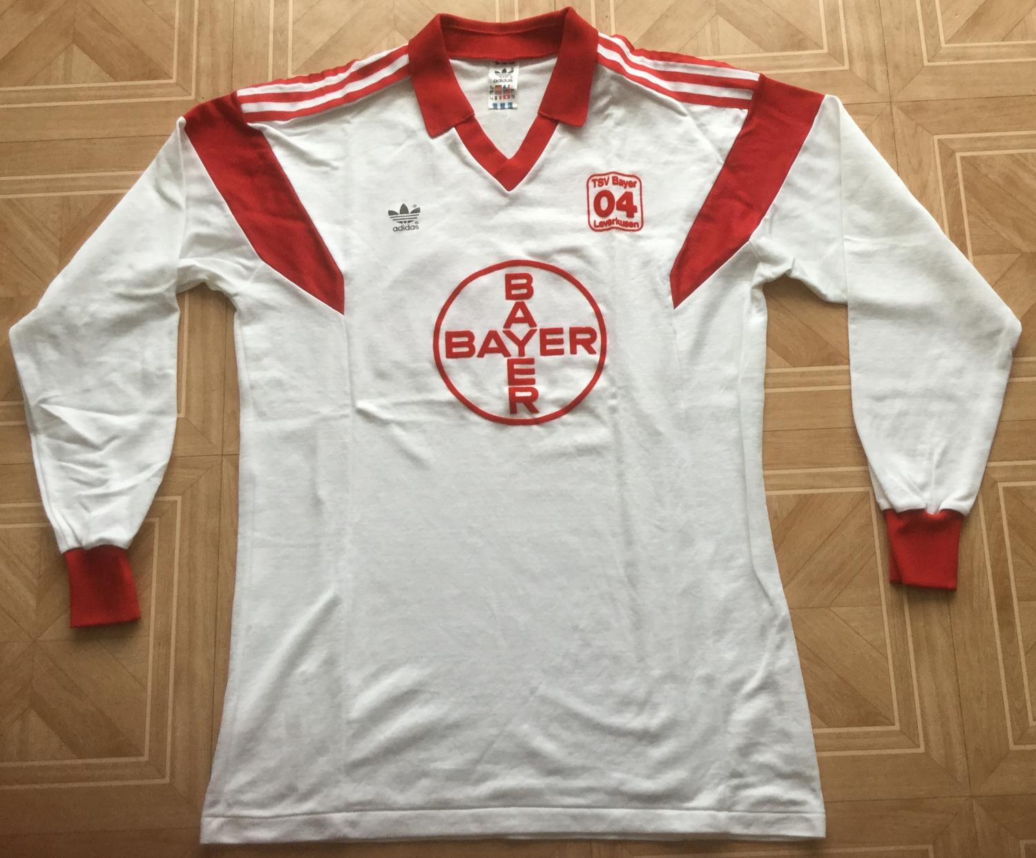 maillot équipe de bayer leverkusen exterieur 1986-1987 rétro