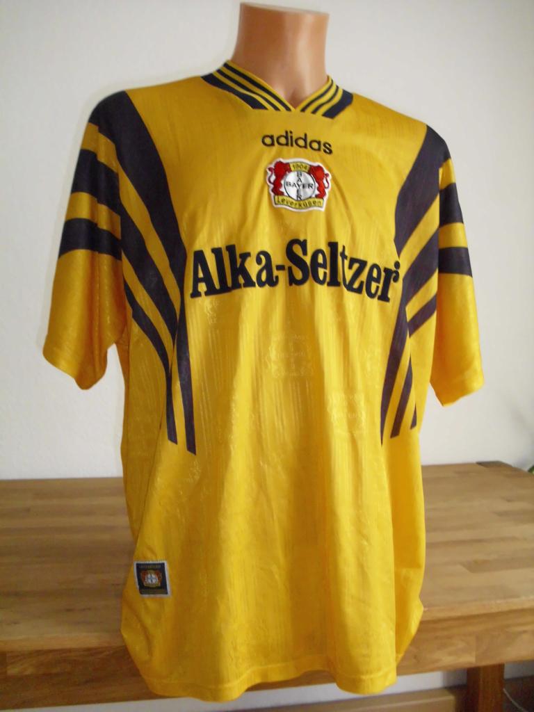 maillot équipe de bayer leverkusen exterieur 1996-1997 rétro