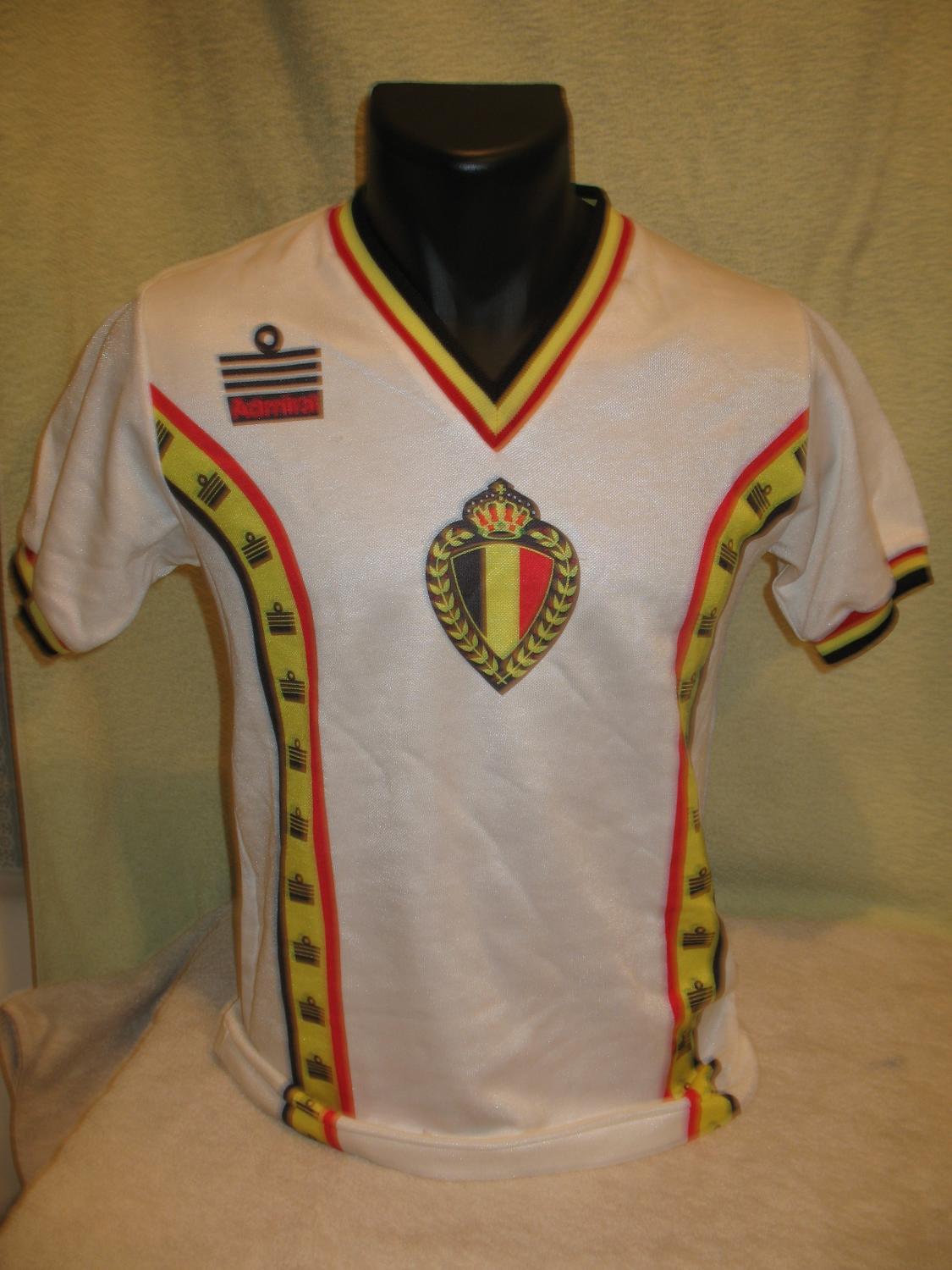 maillot équipe de belgique exterieur 1982-1983 rétro