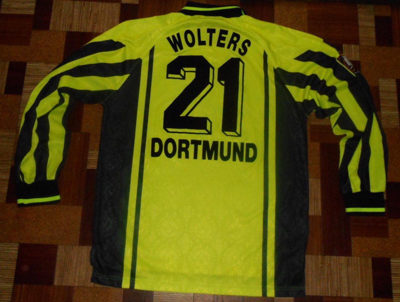 maillot équipe de borussia dortmund domicile 1996-1997 rétro