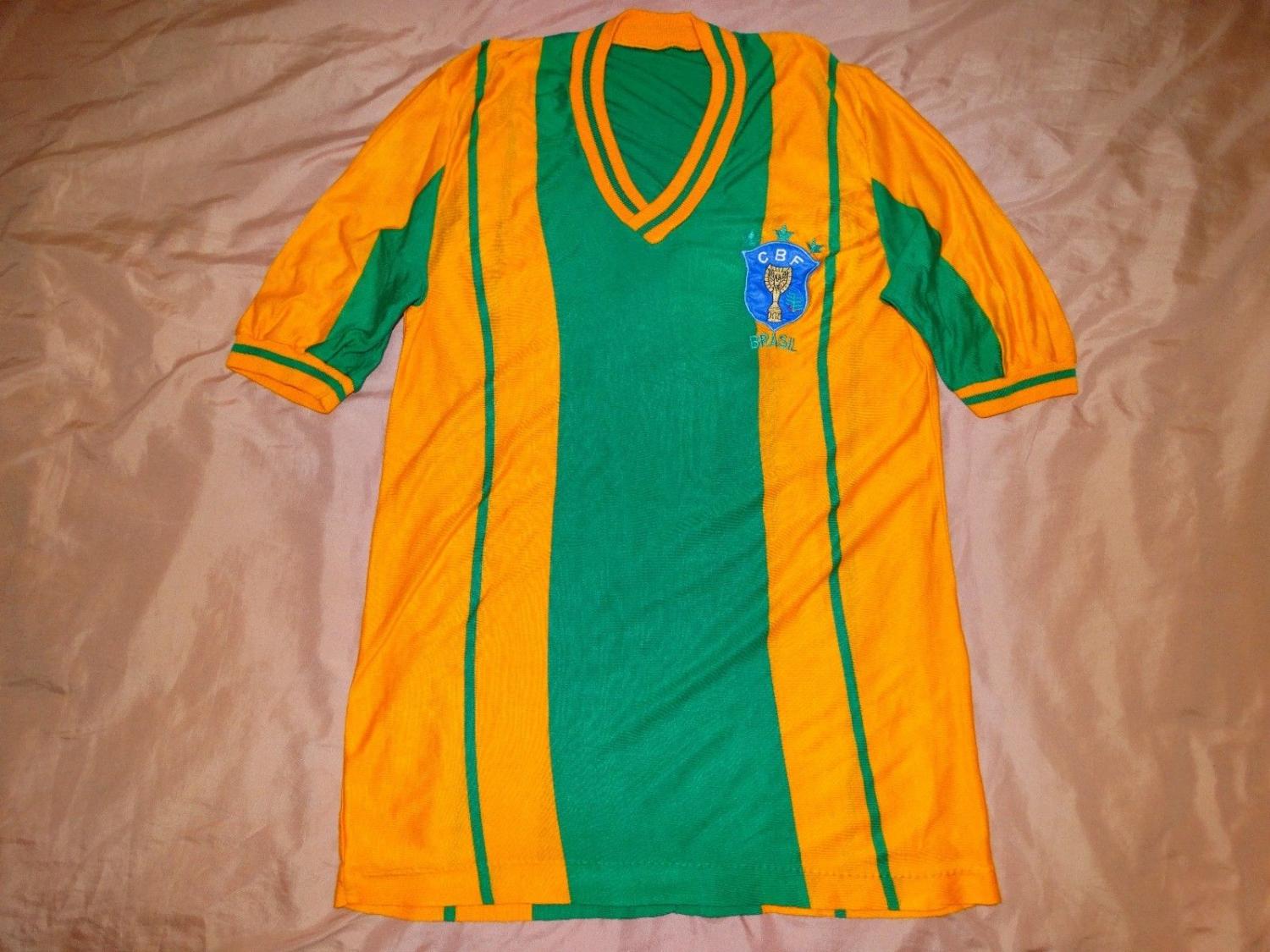 maillot équipe de brésil réplique 1980-1982 pas cher