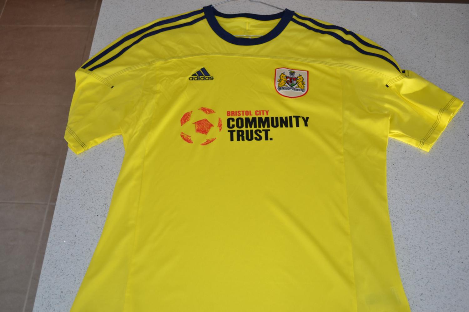 maillot équipe de bristol city fc exterieur 2011-2012 pas cher