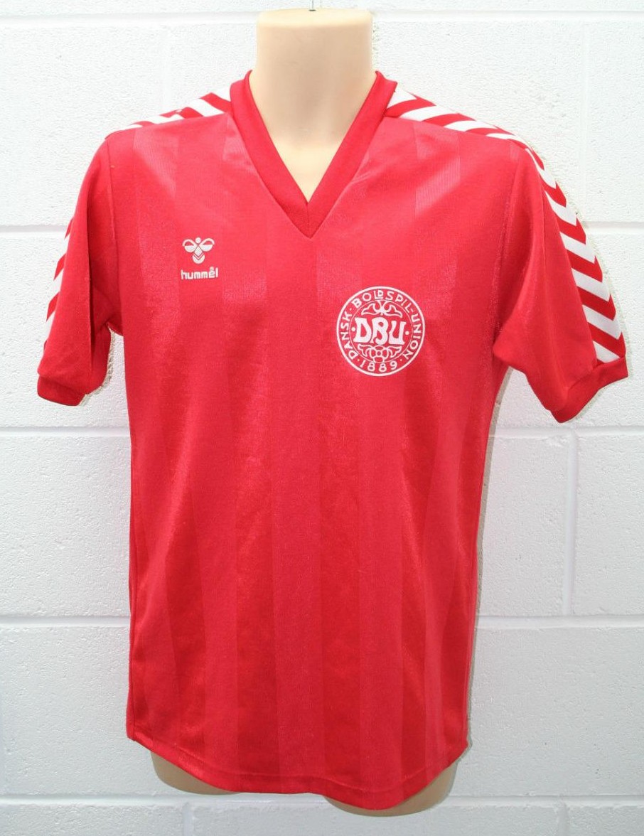 maillot équipe de danemark domicile 1983-1984 pas cher