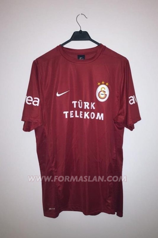 maillot équipe de galatasaray réplique 2011-2012 rétro