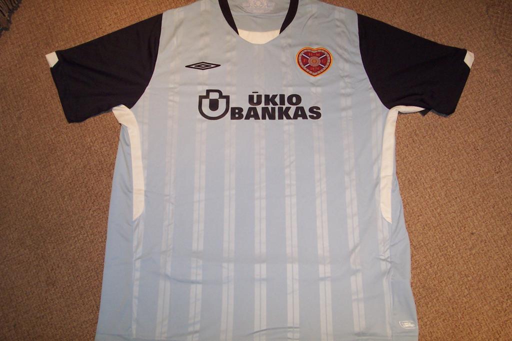 maillot équipe de hearts exterieur 2009-2010 rétro