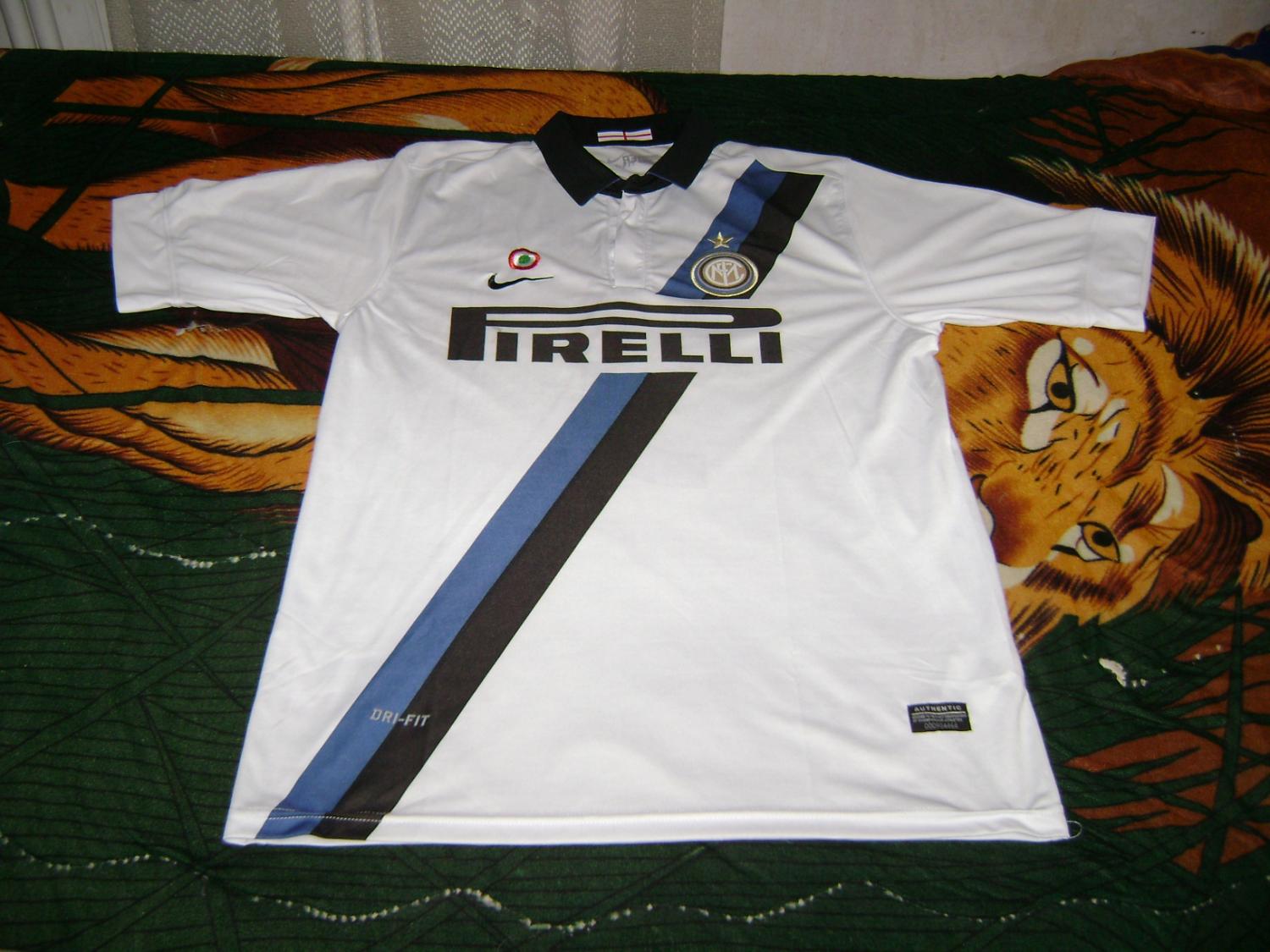 maillot équipe de inter milan exterieur 2011-2012 pas cher