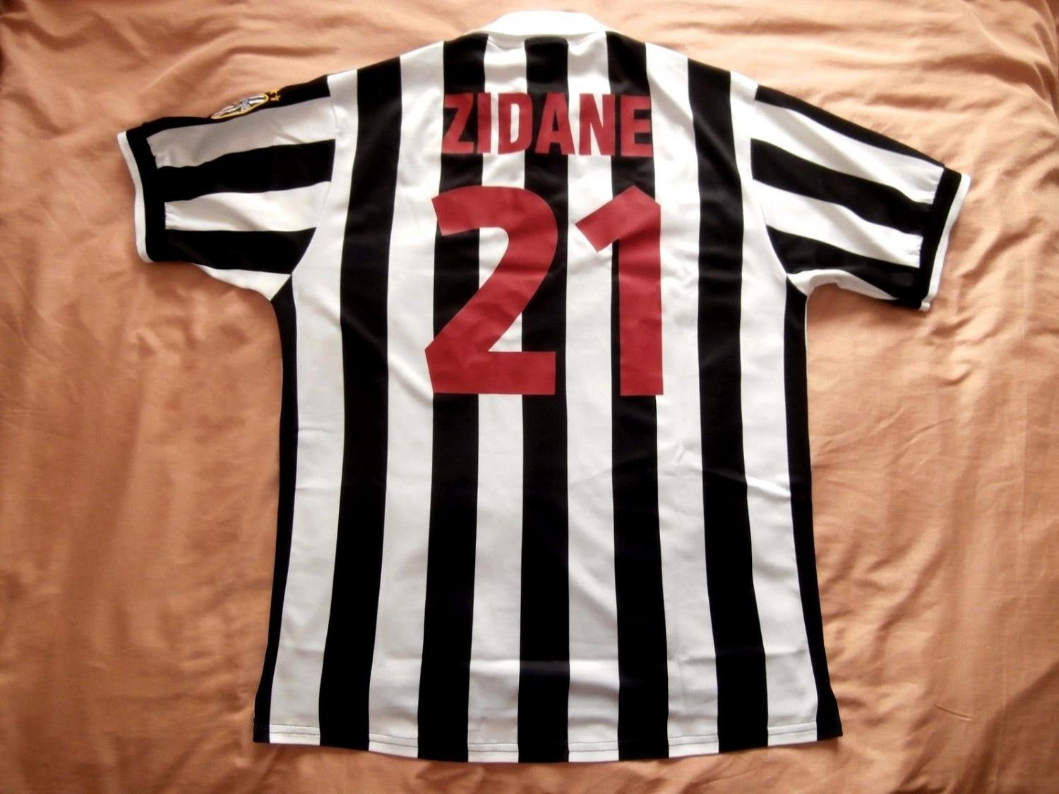 maillot équipe de juventus fc domicile 1998-2000 rétro