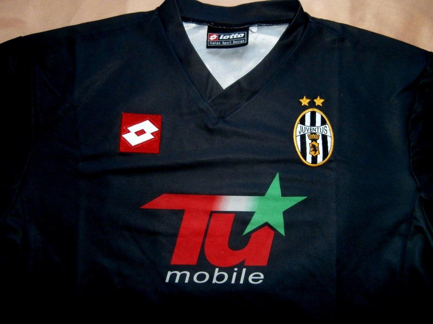 maillot équipe de juventus fc réplique 2001-2002 rétro