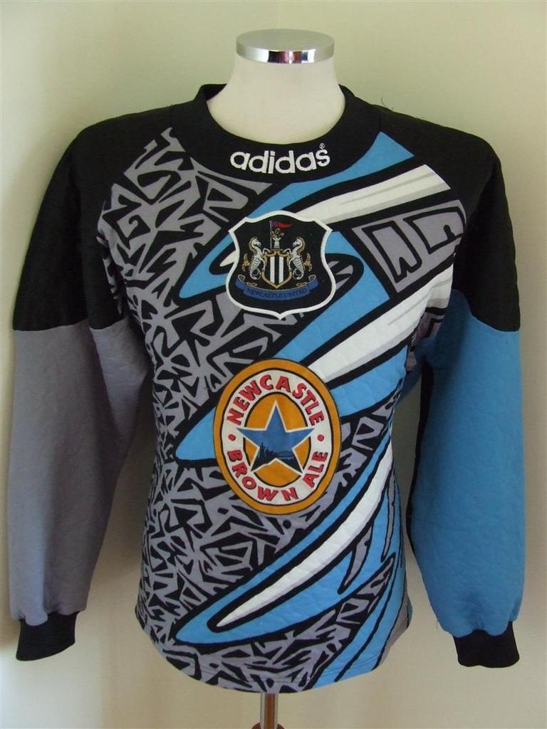 maillot équipe de newcastle united gardien 1995-1996 rétro