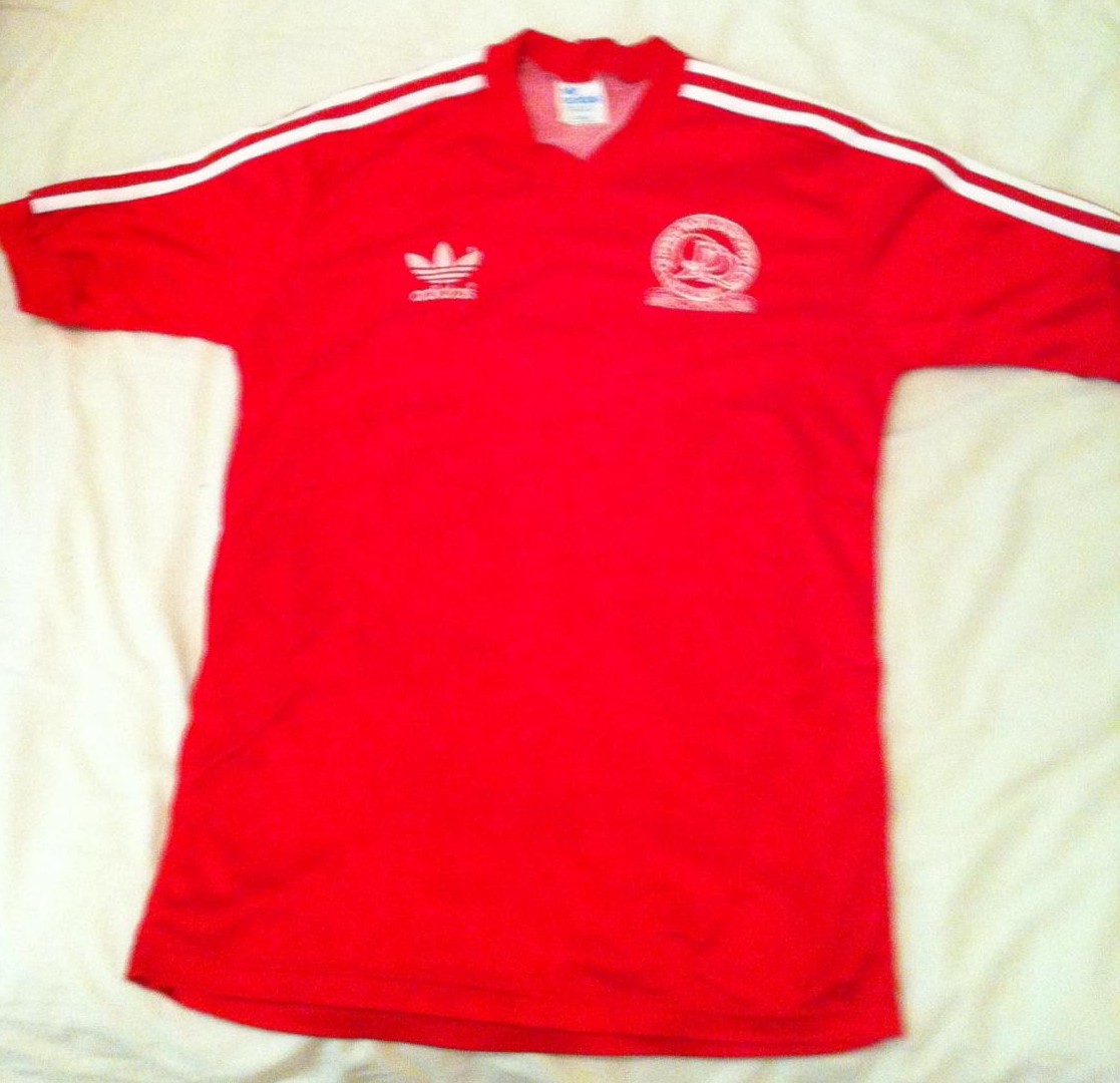 maillot équipe de qpr réplique 1982 rétro