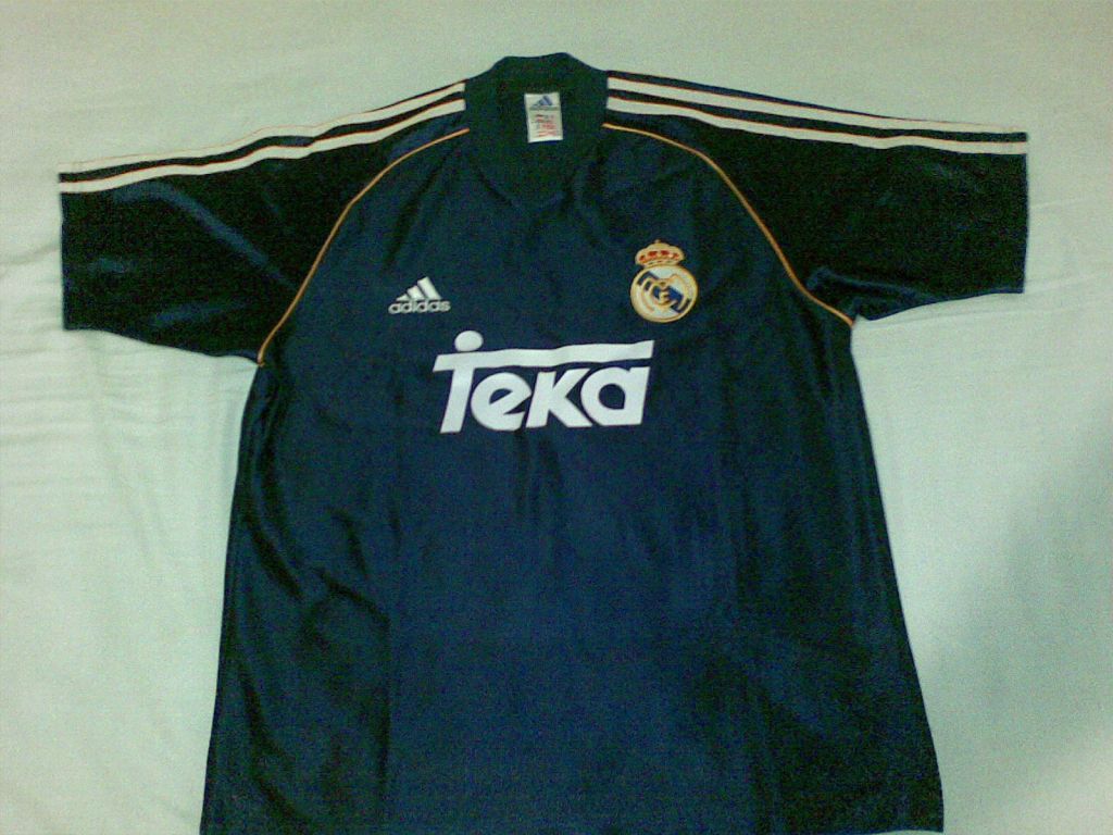 maillot équipe de real madrid exterieur 1998-1999 rétro