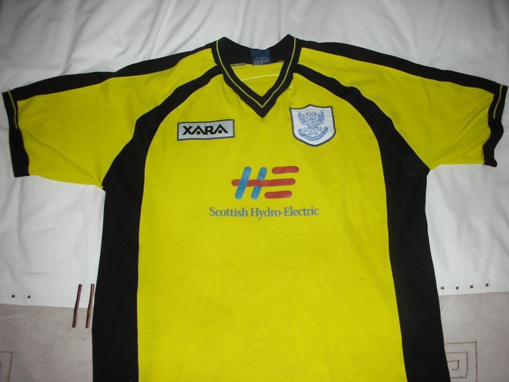 maillot équipe de saint johnstone particulier 1999-2000 rétro