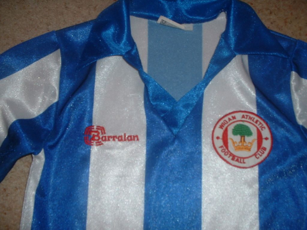 maillot équipe de wigan athletic domicile 1981-1982 rétro