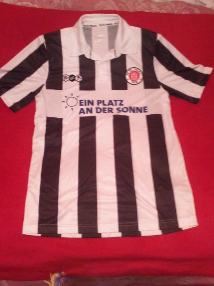 maillot fc sankt pauli domicile 2011-2012 pas cher