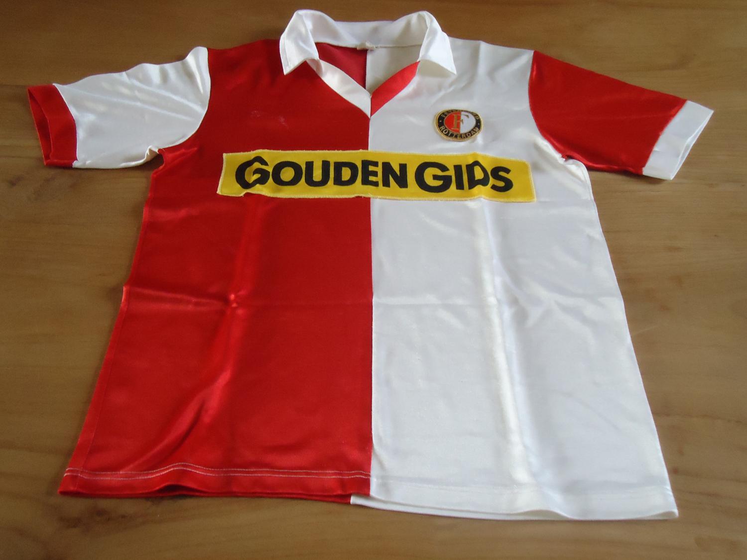 maillot feyenoord domicile 1983-1984 rétro